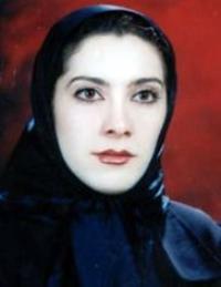 مینا آذرنیا