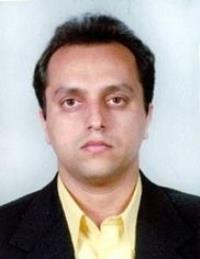 هومن محمودی