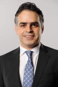 وحید خوشکام