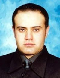 کامران اکبری